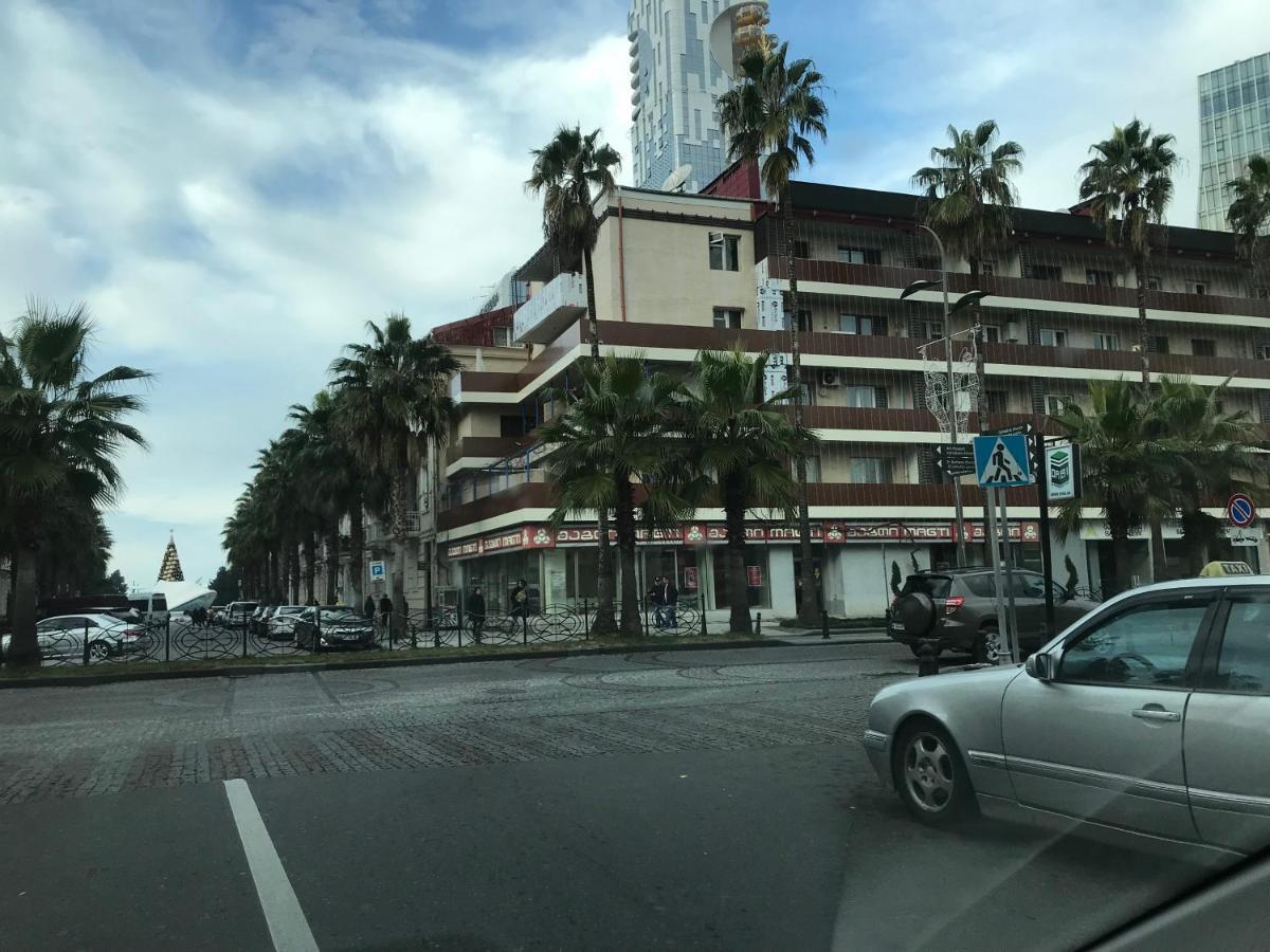Casa Neptun In Old Batumi Leilighet Eksteriør bilde